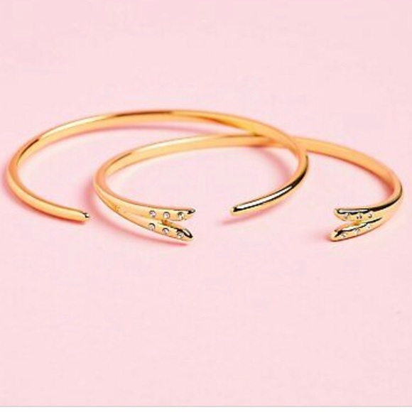 michelle campbell Jewelry - ✨HP✨Michelle Campbell gold bracelets